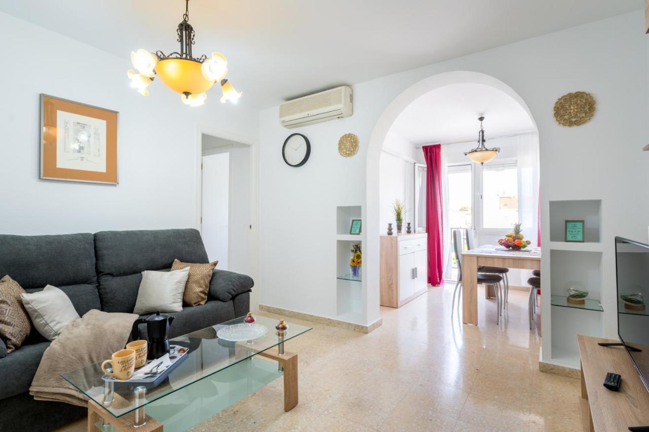 Piso 3 Dormitorios Hl Gines A 10" De Sevilla, A 20" Del Aeropuerto De Sevilla Eksteriør billede