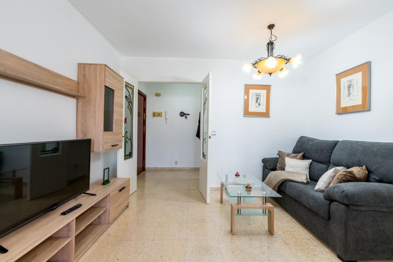 Piso 3 Dormitorios Hl Gines A 10" De Sevilla, A 20" Del Aeropuerto De Sevilla Eksteriør billede
