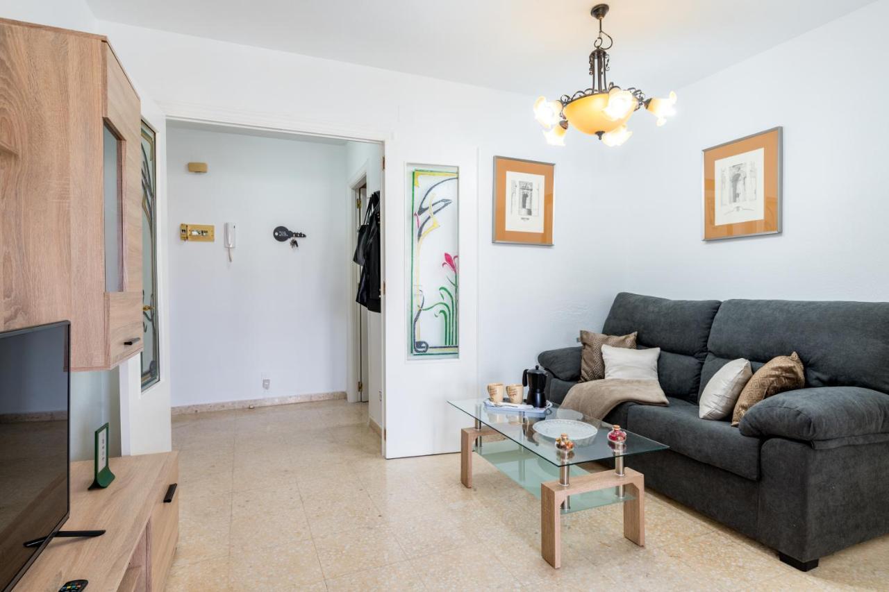 Piso 3 Dormitorios Hl Gines A 10" De Sevilla, A 20" Del Aeropuerto De Sevilla Eksteriør billede